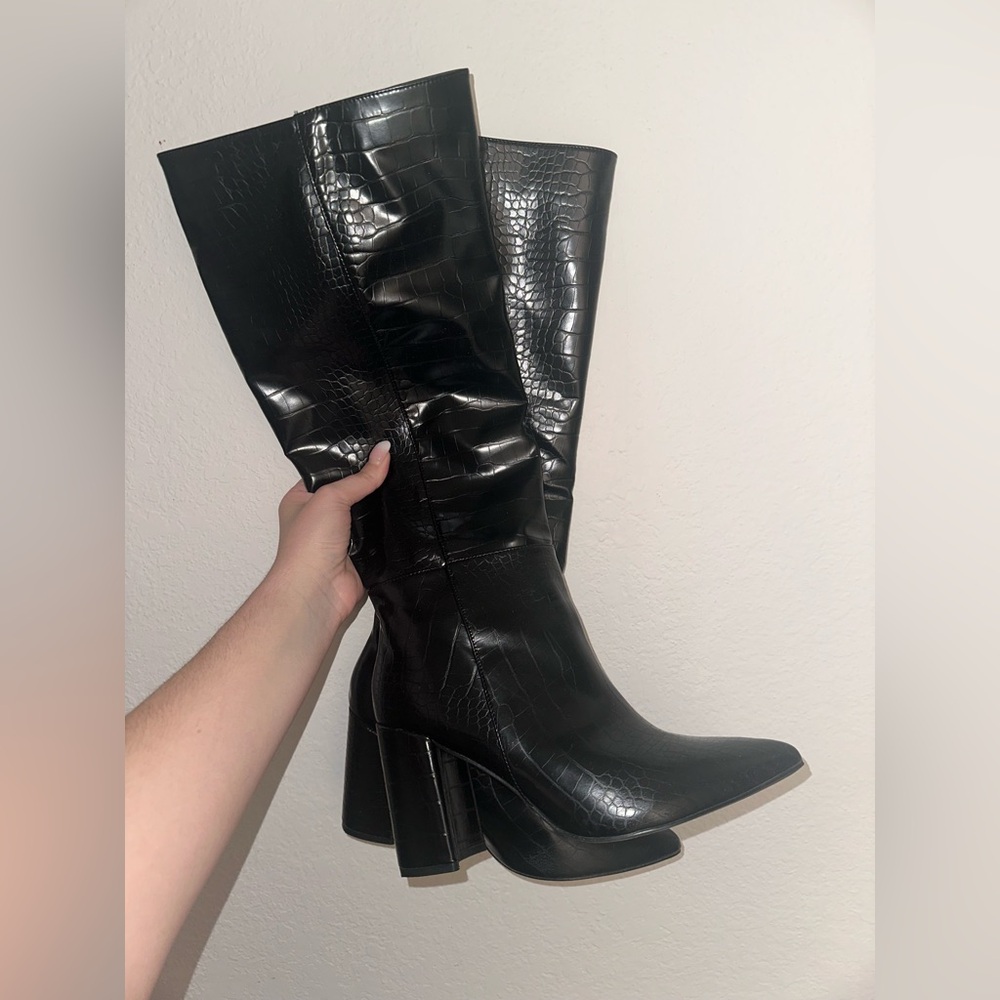 Faux Crocodile Pointed Toe Knee High Boots